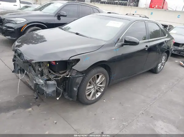 4T1BF1FKXHU423366 2017 TOYOTA CAMRY - Image 2