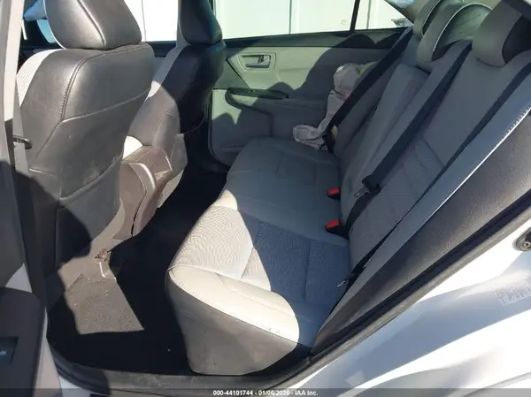 4T1BF1FKXHU424114 2017 TOYOTA CAMRY - Image 8
