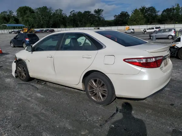 4T1BF1FKXHU428728 2017 TOYOTA CAMRY - Image 2