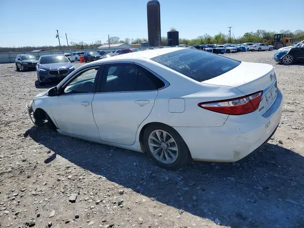 4T1BF1FKXHU431161 2017 TOYOTA CAMRY - Image 2
