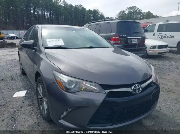 4T1BF1FKXHU432441 2017 TOYOTA CAMRY - Image 1