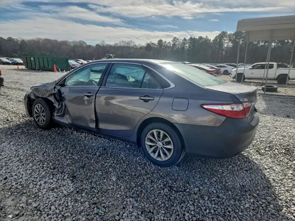 4T1BF1FKXHU432732 2017 TOYOTA CAMRY - Image 2