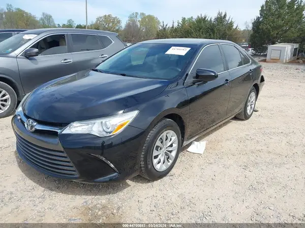 4T1BF1FKXHU442001 2017 TOYOTA CAMRY - Image 2