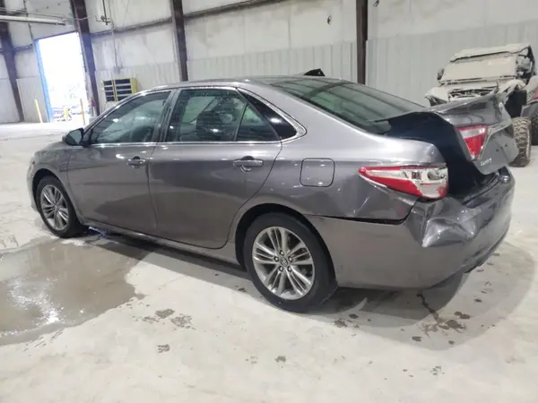 4T1BF1FKXHU444072 2017 TOYOTA CAMRY - Image 2