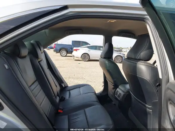 4T1BF1FKXHU445061 2017 TOYOTA CAMRY - Image 8