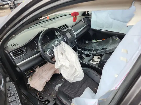 4T1BF1FKXHU447599 2017 TOYOTA CAMRY - Image 8