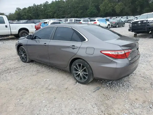 4T1BF1FKXHU447683 2017 TOYOTA CAMRY - Image 2
