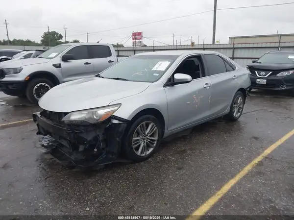 4T1BF1FKXHU448218 2017 TOYOTA CAMRY - Image 2