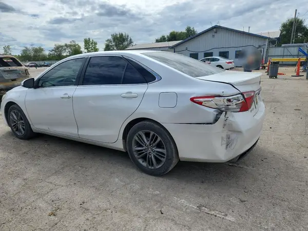 4T1BF1FKXHU449420 2017 TOYOTA CAMRY - Image 2