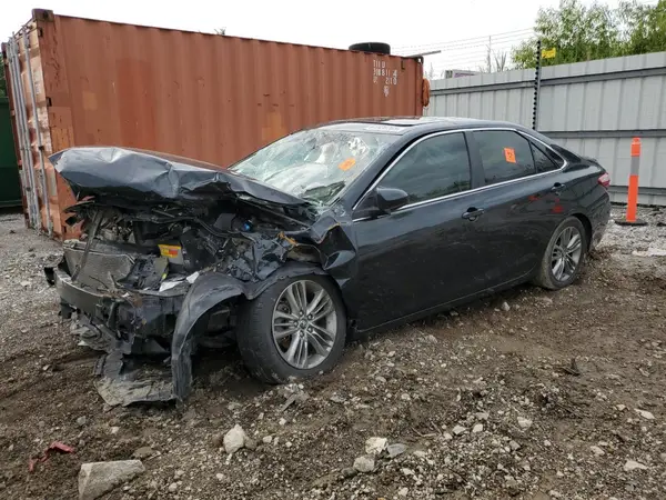 4T1BF1FKXHU449515 2017 TOYOTA CAMRY - Image 1