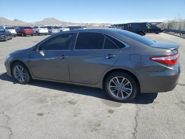 4T1BF1FKXHU449806 2017 TOYOTA CAMRY - Image 2
