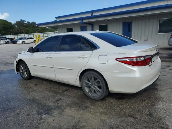 4T1BF1FKXHU450003 2017 TOYOTA CAMRY - Image 2