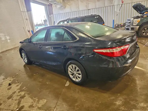 4T1BF1FKXHU450972 2017 TOYOTA CAMRY - Image 2