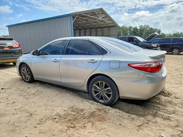4T1BF1FKXHU451474 2017 TOYOTA CAMRY - Image 2