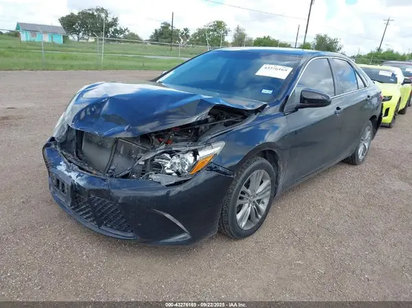 4T1BF1FKXHU453208 2017 TOYOTA CAMRY - Image 2