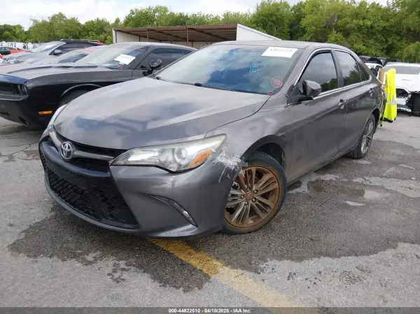 4T1BF1FKXHU453659 2017 TOYOTA CAMRY - Image 2