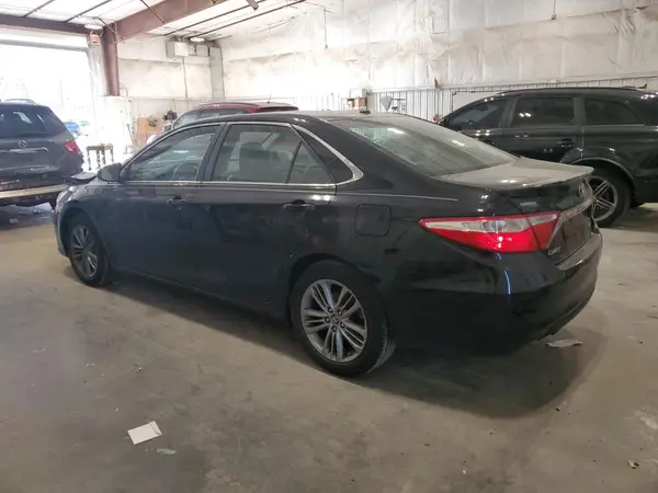 4T1BF1FKXHU617511 2017 TOYOTA CAMRY - Image 2