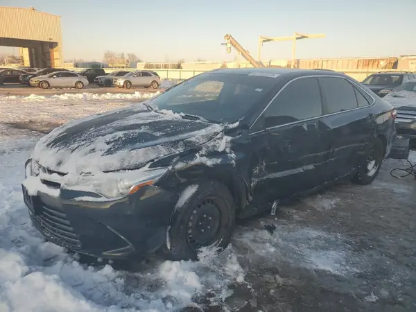 4T1BF1FKXHU618495 2017 TOYOTA CAMRY - Image 1