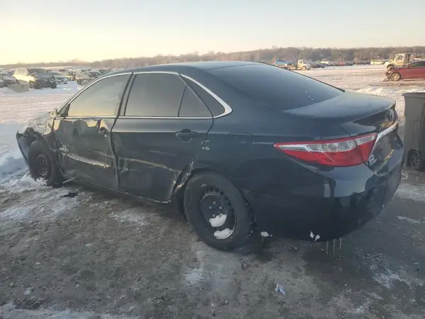 4T1BF1FKXHU618495 2017 TOYOTA CAMRY - Image 2