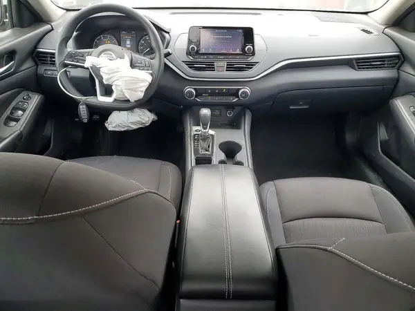 4T1BF1FKXHU618657 2017 TOYOTA CAMRY - Image 8