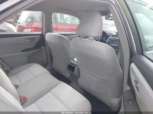 4T1BF1FKXHU623230 2017 TOYOTA CAMRY - Image 8