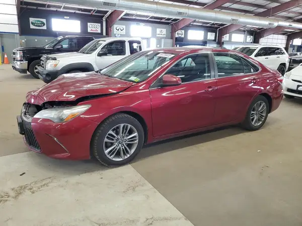4T1BF1FKXHU630940 2017 TOYOTA CAMRY - Image 1