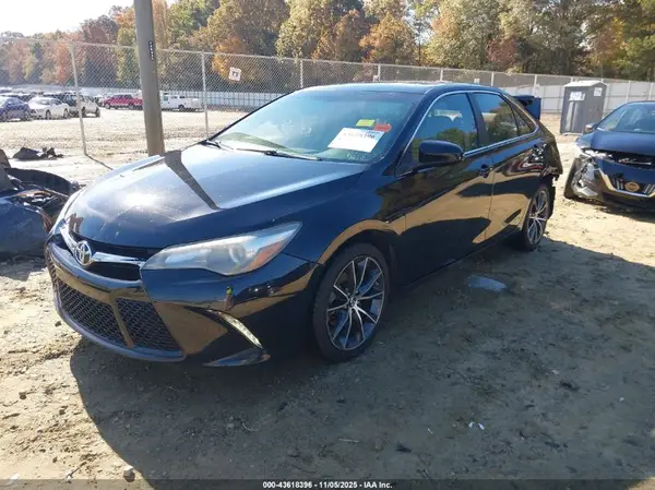 4T1BF1FKXHU631750 2017 TOYOTA CAMRY - Image 2