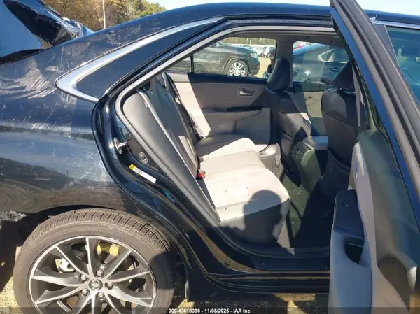 4T1BF1FKXHU631750 2017 TOYOTA CAMRY - Image 8