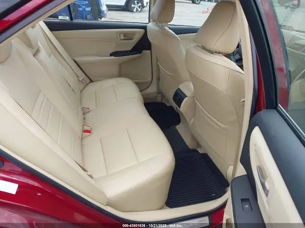 4T1BF1FKXHU632865 2017 TOYOTA CAMRY - Image 8
