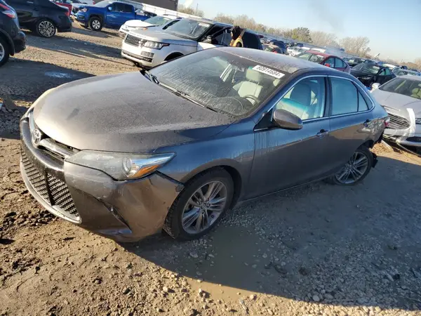 4T1BF1FKXHU635653 2017 TOYOTA CAMRY - Image 1