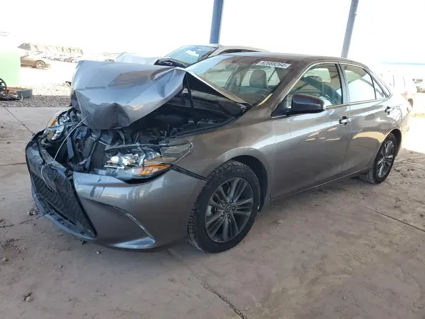 4T1BF1FKXHU635913 2017 TOYOTA CAMRY - Image 1
