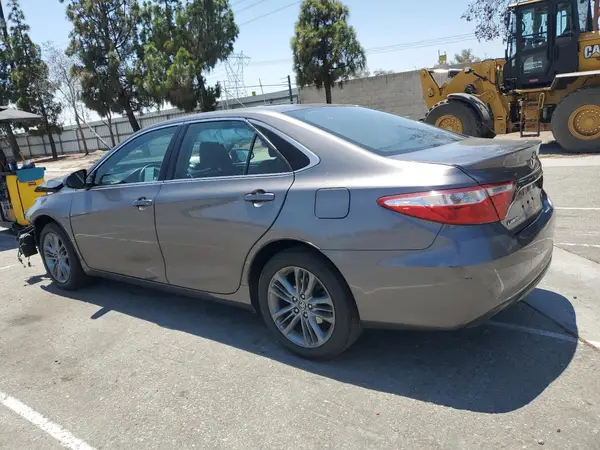 4T1BF1FKXHU643316 2017 TOYOTA CAMRY - Image 2