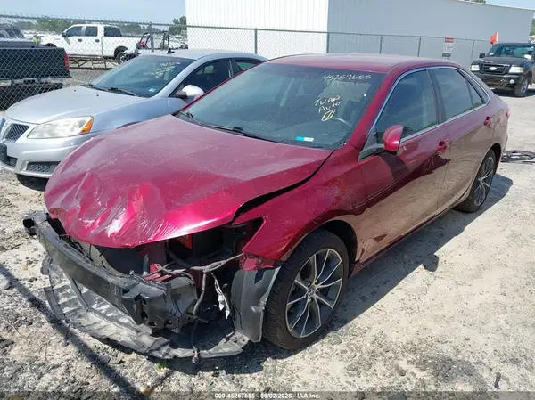 4T1BF1FKXHU643851 2017 TOYOTA CAMRY - Image 2