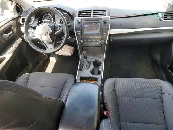 4T1BF1FKXHU643946 2017 TOYOTA CAMRY - Image 8
