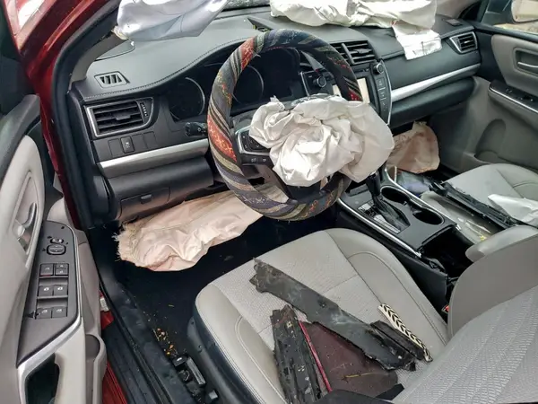 4T1BF1FKXHU644661 2017 TOYOTA CAMRY - Image 8
