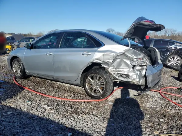 4T1BF1FKXHU649665 2017 TOYOTA CAMRY - Image 2