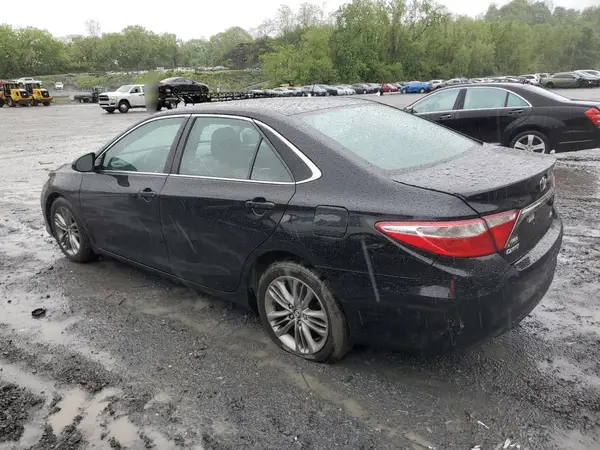 4T1BF1FKXHU651478 2017 TOYOTA CAMRY - Image 2