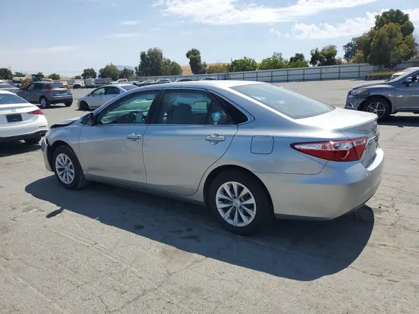 4T1BF1FKXHU654543 2017 TOYOTA CAMRY - Image 2