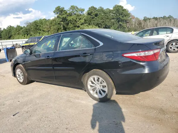 4T1BF1FKXHU656213 2017 TOYOTA CAMRY - Image 2