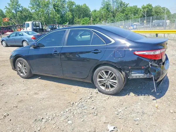 4T1BF1FKXHU657457 2017 TOYOTA CAMRY - Image 2