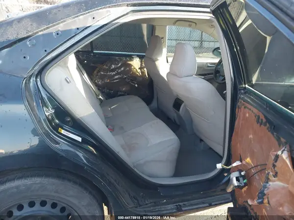 4T1BF1FKXHU660861 2017 TOYOTA CAMRY - Image 8