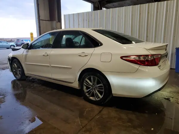 4T1BF1FKXHU663579 2017 TOYOTA CAMRY - Image 2