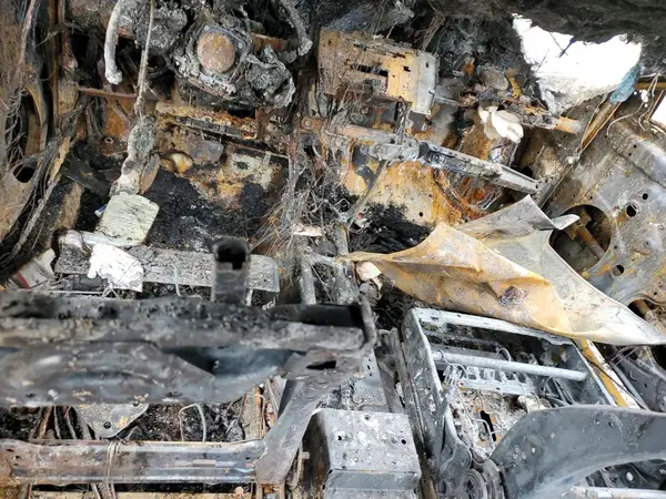 4T1BF1FKXHU668930 2017 TOYOTA CAMRY - Image 8
