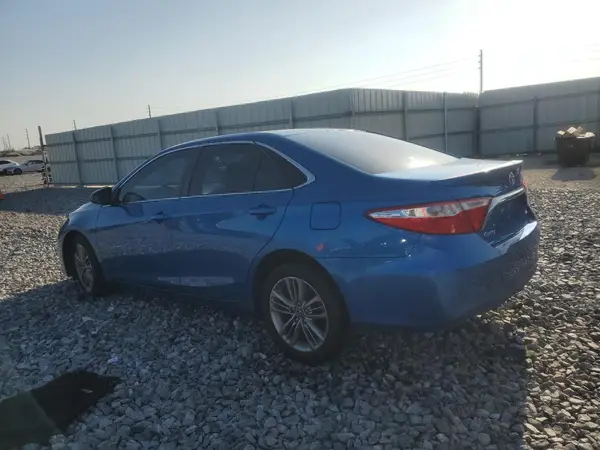 4T1BF1FKXHU670774 2017 TOYOTA CAMRY - Image 2