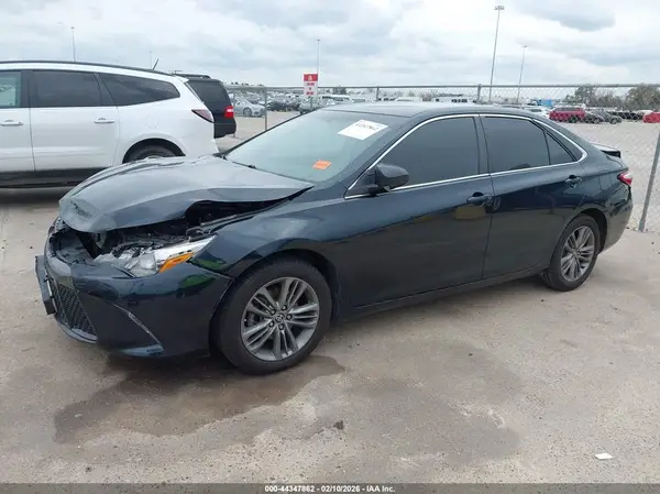 4T1BF1FKXHU676896 2017 TOYOTA CAMRY - Image 2