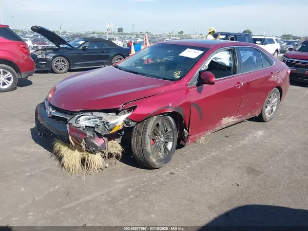 4T1BF1FKXHU679538 2017 TOYOTA CAMRY - Image 2