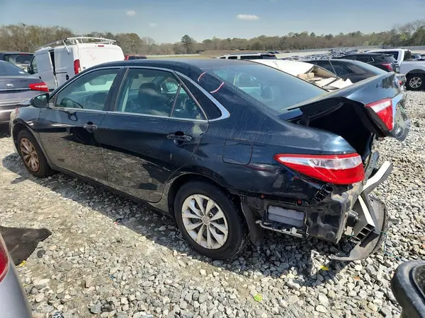 4T1BF1FKXHU686540 2017 TOYOTA CAMRY - Image 2