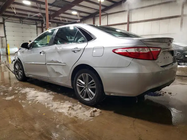 4T1BF1FKXHU687039 2017 TOYOTA CAMRY - Image 2