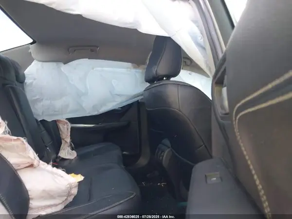 4T1BF1FKXHU687414 2017 TOYOTA CAMRY - Image 8