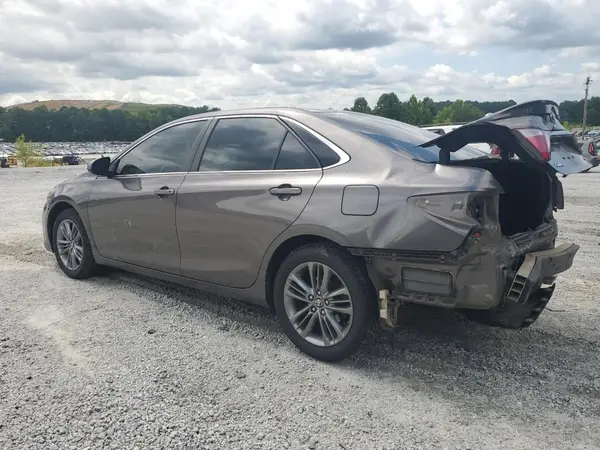 4T1BF1FKXHU690913 2017 TOYOTA CAMRY - Image 2